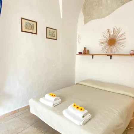 Holiday home Centro Storico Casa Mare E Poesia