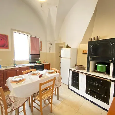 Centro Storico Casa Mare E Poesia Holiday home *
