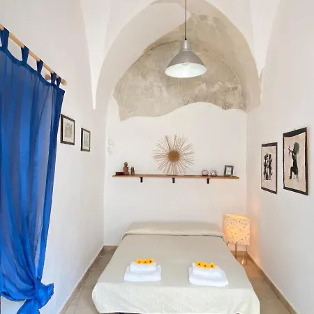 Centro Storico Casa Mare E Poesia 펜션 *